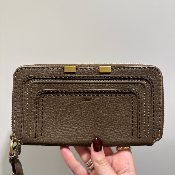 Chloe Handbags - BRAND NEW Chloe Wallet